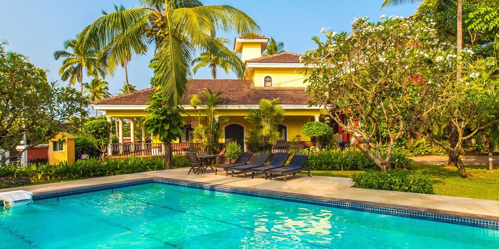 Maldives Villa Garden Grove